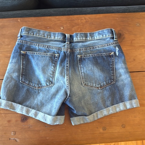GAP Sexy Boyfriend Shorts Distressed Denim, Rolled Cuff Women’s 28r - Picture 2 of 7